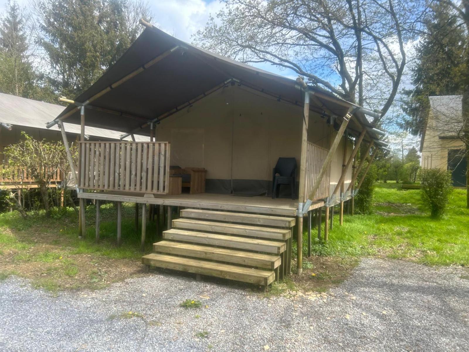 Hotel Chenefleur Tintigny Exterior foto